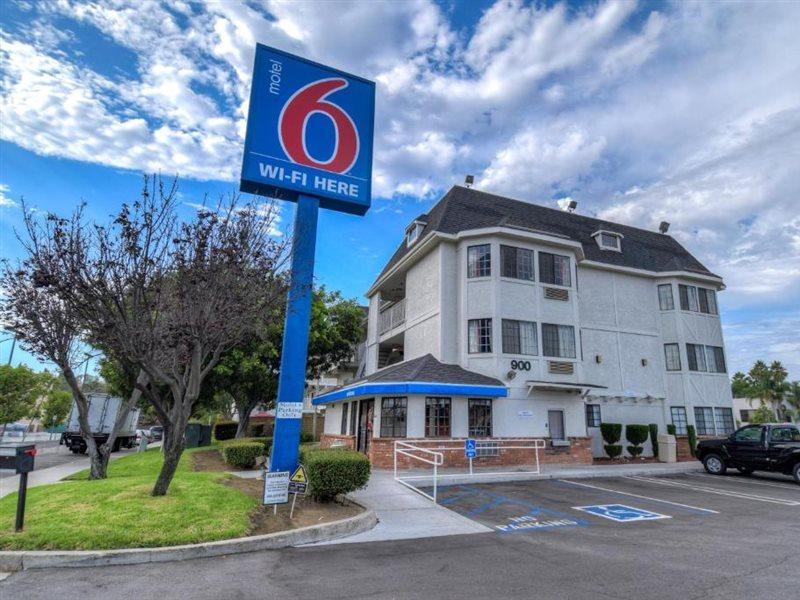 Motel 6-Escondido, Ca Dış mekan fotoğraf