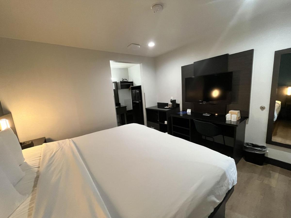 Motel 6-Escondido, Ca Dış mekan fotoğraf