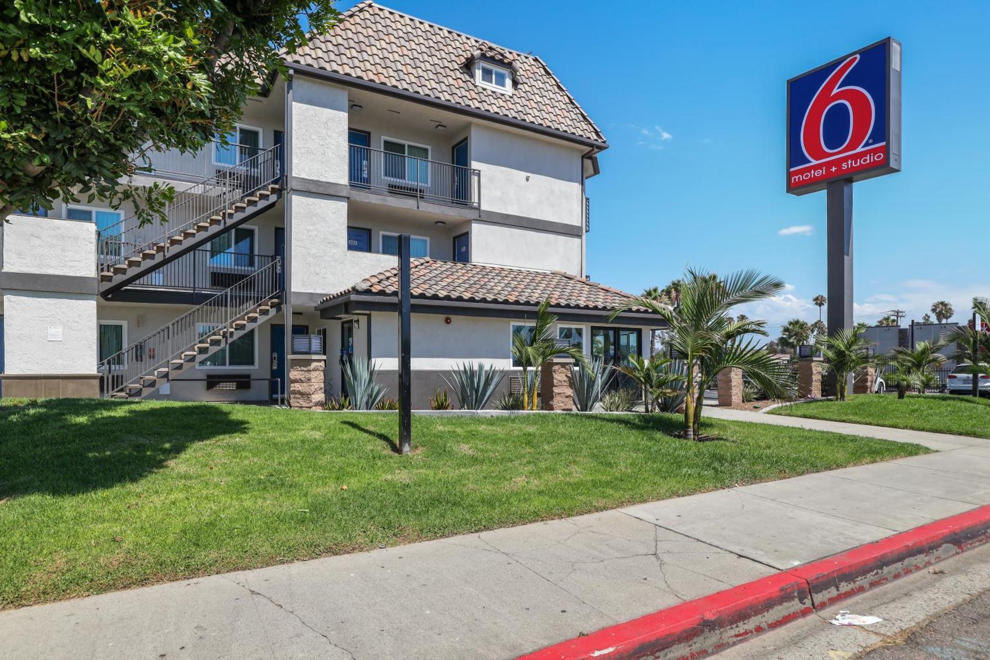 Motel 6-Escondido, Ca Dış mekan fotoğraf