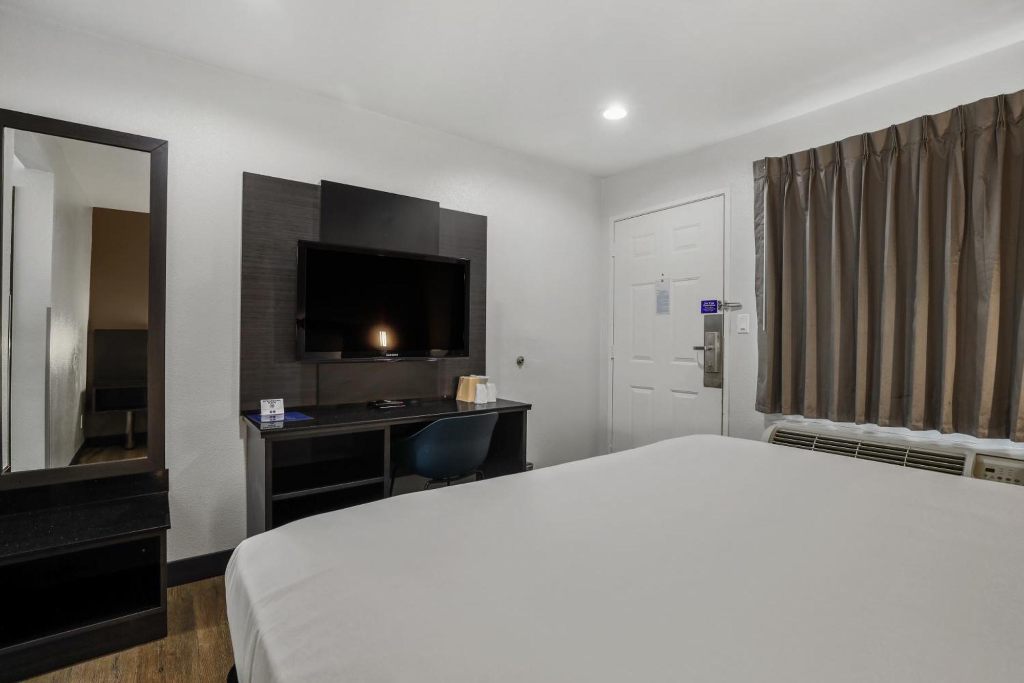 Motel 6-Escondido, Ca Dış mekan fotoğraf