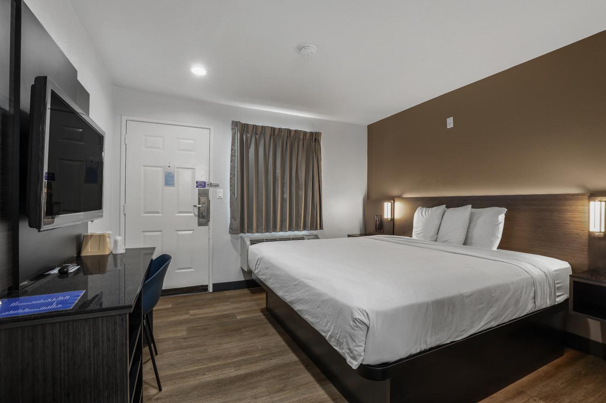 Motel 6-Escondido, Ca Dış mekan fotoğraf