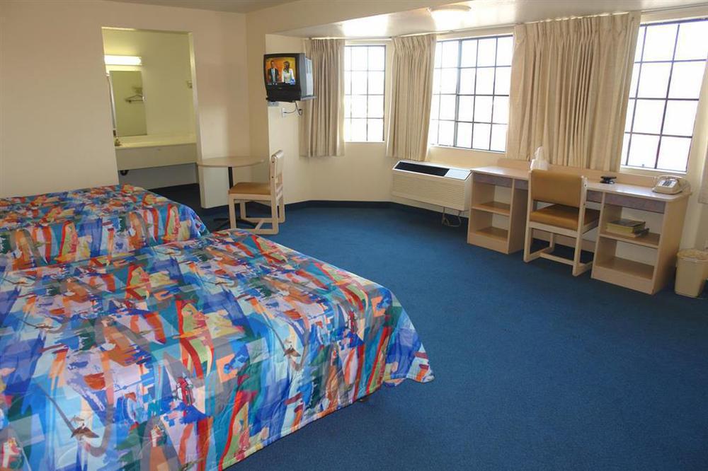 Motel 6-Escondido, Ca Oda fotoğraf